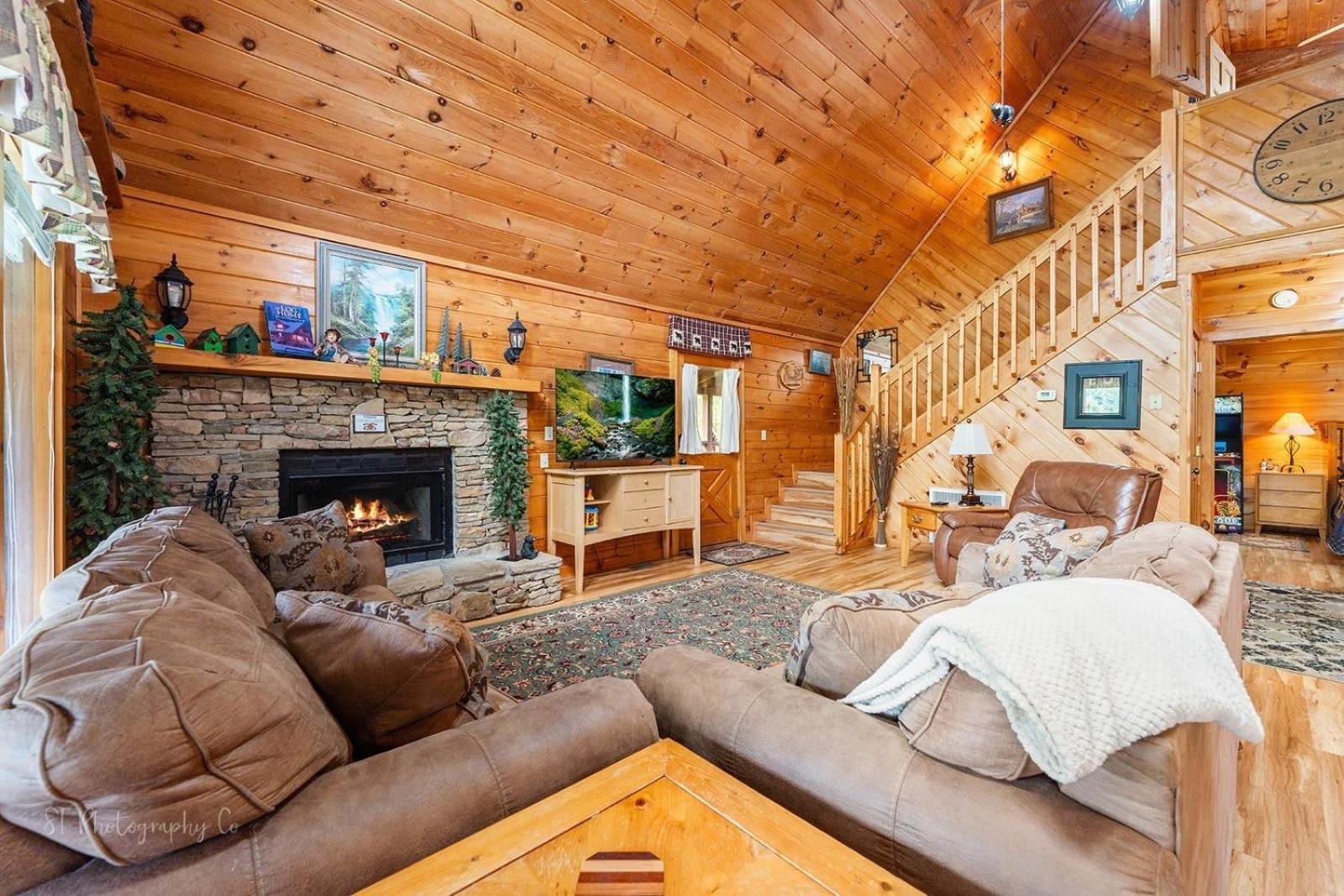 Hibernation Station Cabin Sevierville Exterior photo