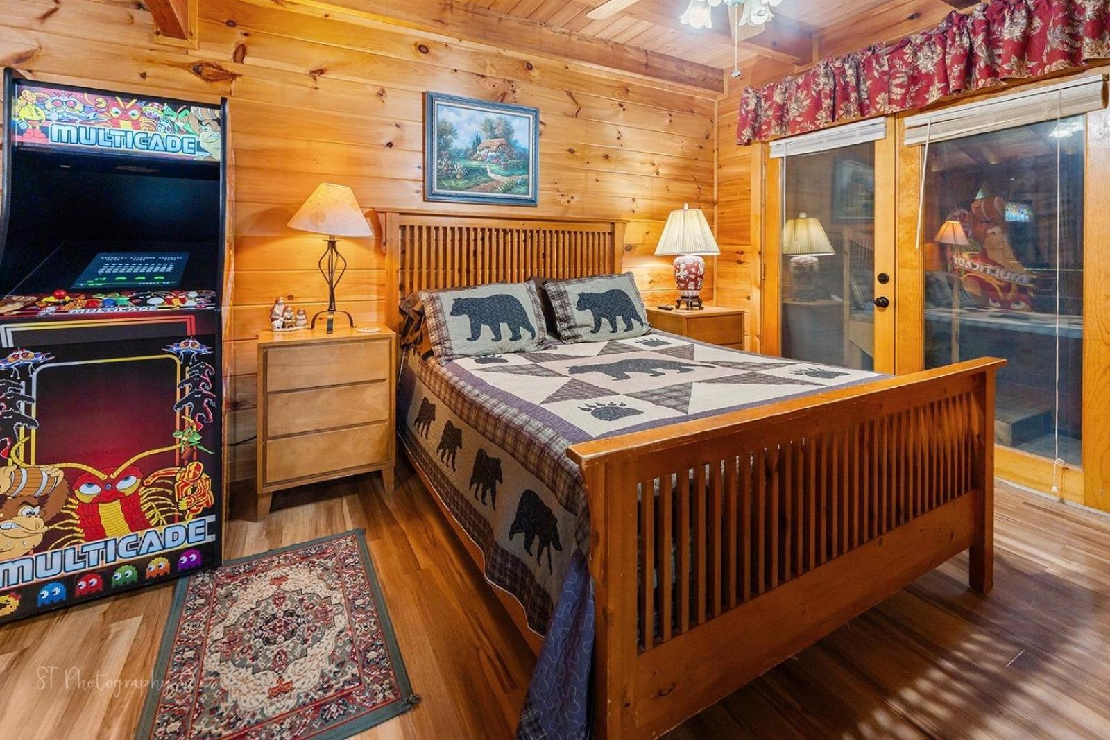 Hibernation Station Cabin Sevierville Exterior photo