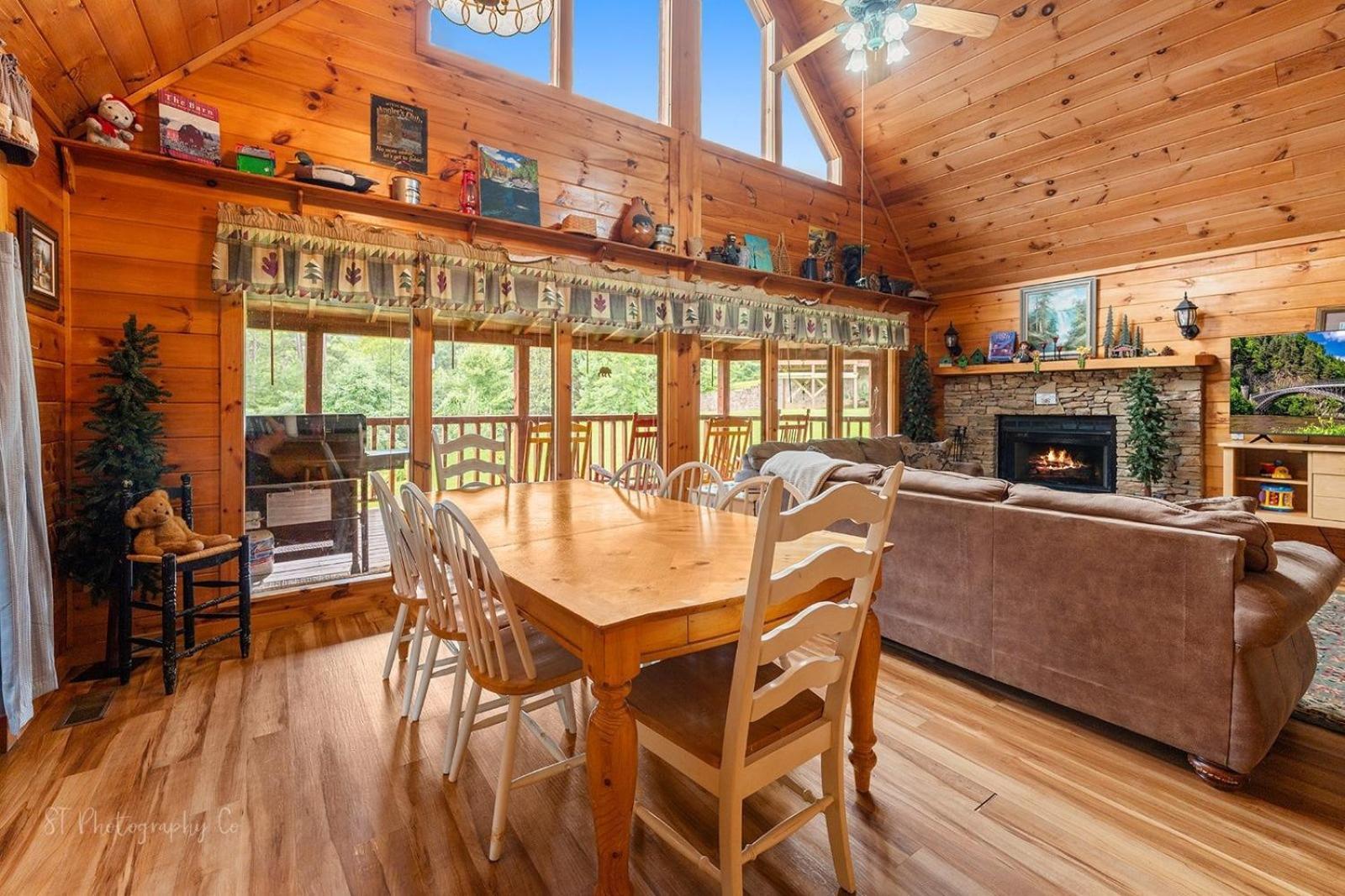 Hibernation Station Cabin Sevierville Exterior photo